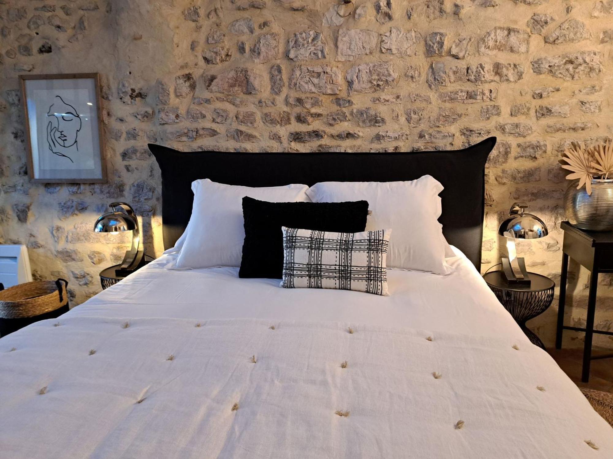 Hotel Le Patio De Sophie Sisteron Zewnętrze zdjęcie
